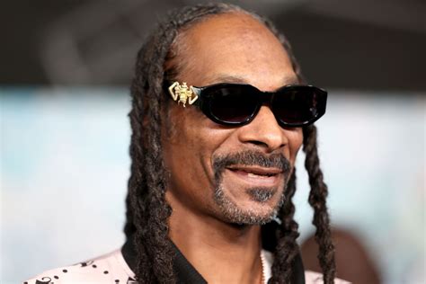 The Shocking Truth About Snoop Dogg's Gang Affiliation Revealed | Noodls