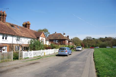 Limpsfield Chart © N Chadwick cc-by-sa/2.0 :: Geograph Britain and Ireland