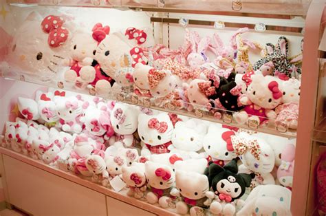 hello kitty merchandise