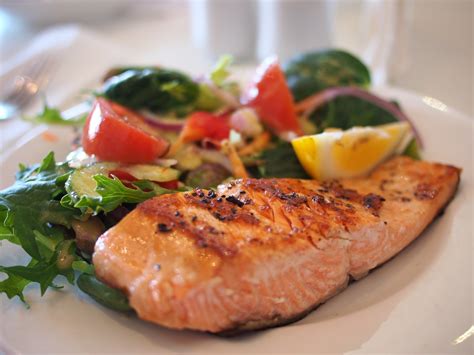 Meno Clinic Garlic & Herb Salmon - Recipes