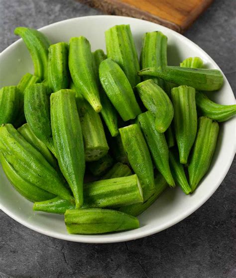 Okra Curry Recipe - Healthier Steps