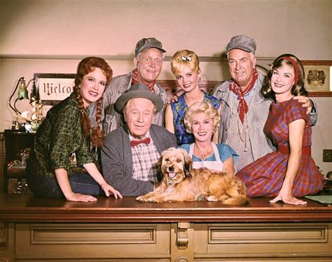 'Petticoat Junction' Cast Revealed Behind-The-Scenes Secrets to the ...