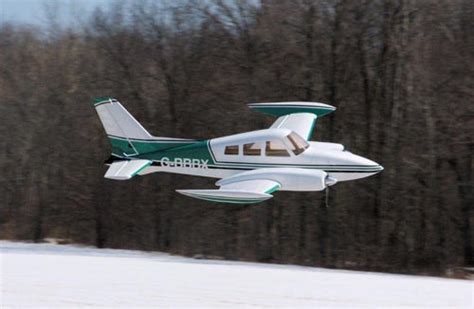 Cessna 310 Huge Model Airplane ARF (320cm, 14kg, 2x26cc) CYMODEL