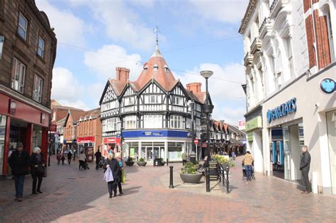 Hope Street, Wrexham © Jeff Buck cc-by-sa/2.0 :: Geograph Britain and ...