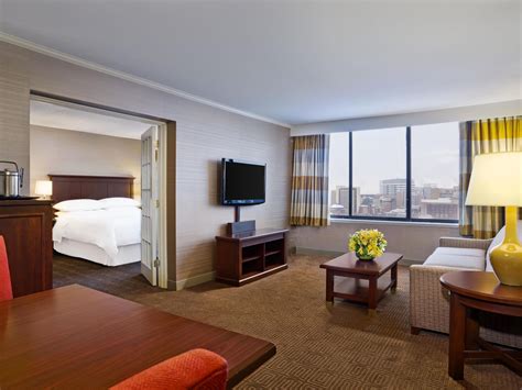 Best Price on Sheraton Philadelphia University City Hotel in Philadelphia (PA) + Reviews