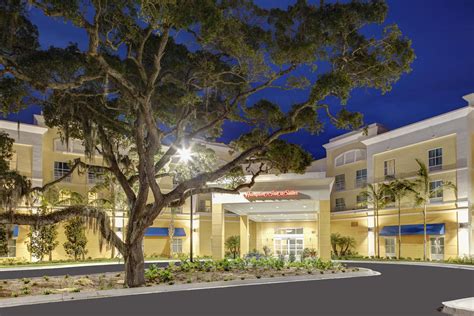 Hampton Inn & Suites Vero Beach Downtown 611 20th Place Vero Beach, FL ...