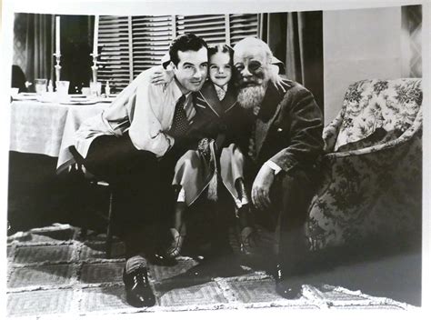 MIRACLE ON 34TH STREET PHOTO 8'' x 10'' inch Photograph | Natalie Wood John Payne, Edmund Gwenn