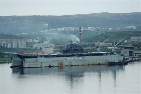 World's Biggest Dry Dock Sinks Holding Russia's Only Aircraft Carrier