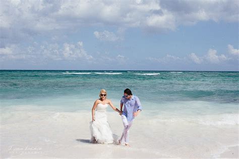 Barcelo Maya Colonial wedding Photographer | Teresa and Roman