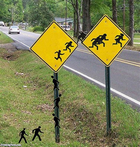 Traffic Signs pictures - Freaking News | Funny road signs, Funny signs ...