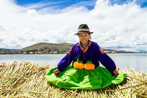 The Uros People of Lake Titicaca - Peru Hop