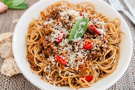 Chicken Spaghetti Bolognese Recipe | Spaghetti Bolognese Recipe | THM