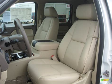 Dark Cashmere/Light Cashmere Interior 2011 Chevrolet Avalanche LTZ 4x4 ...