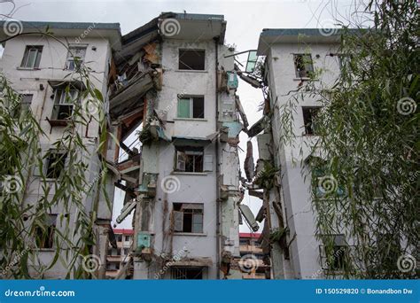 Destroyed Building in 2008 Sichuan Earthquake Memorial Site Editorial ...