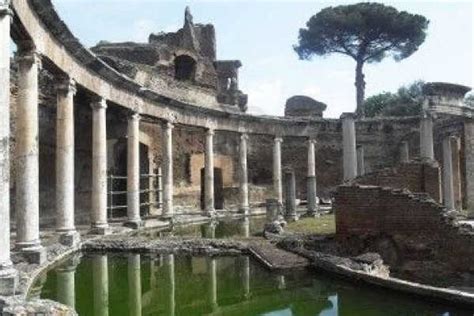 What's the history of Ancient Roman Baths?