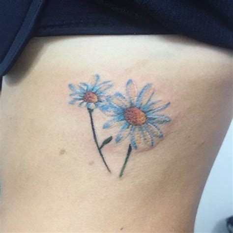 125+ Daisy Tattoo Ideas You Can Go For [+ Meanings] - Wild Tattoo Art ...