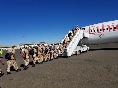 ONLF rebel fighters receive huge welcome in Somali regional capital, Jigjiga after departing ...