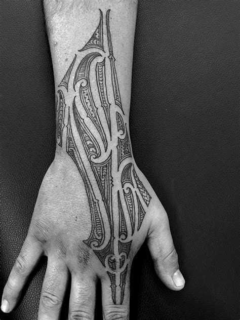 nz maori hand tattoo - Zealand Tattoo