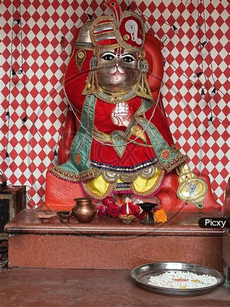 Image of Hanuman Mandir in ujjain-PO675438-Picxy