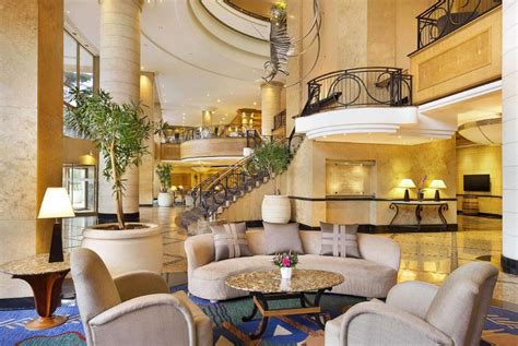 Hilton Sandton Hotel in Johannesburg - Room Deals, Photos & Reviews