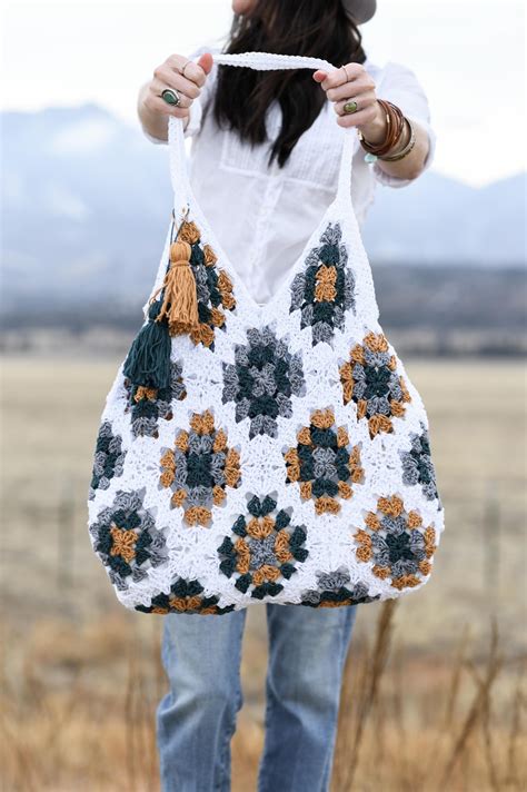 Magnolia Granny Square Bag Crochet Pattern – Mama In A Stitch