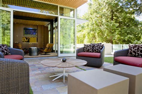 10 Unique Ways to Green your Outdoor Eco-Friendly Home