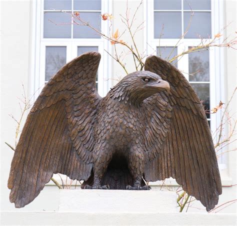 Bronze eagle sculpture outdoor - Aongking Sculpture