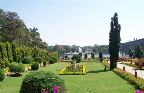 Vrindavan Gardens Mysore Pictures - a visual treat during day time!