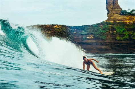 Best Surf Spots (Beginner+Intermediate): Montañita, Ecuador - Salty ...