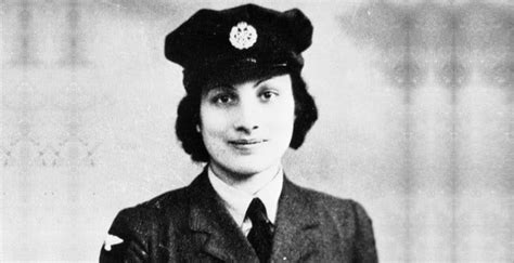 Noor Inayat Khan Biography – Facts, Childhood, Family Life, Capture ...