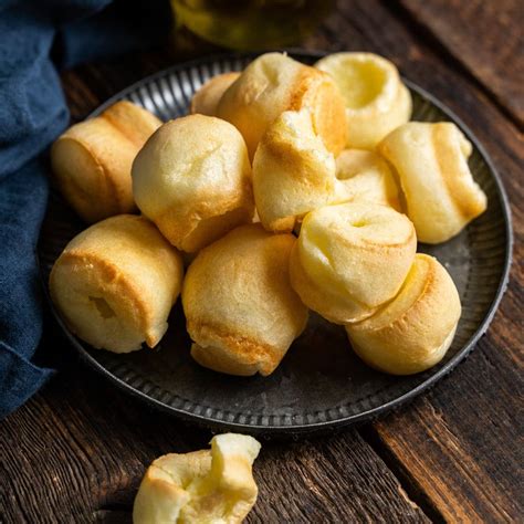 Easy Brazilian Cheese Bread (Pão de Queijo) - The Wanderlust Kitchen