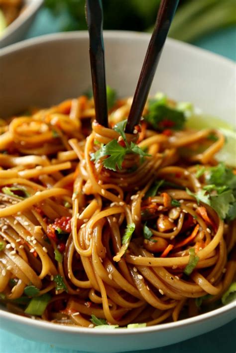 20 Minute Spicy Thai Noodles - The Chunky Chef