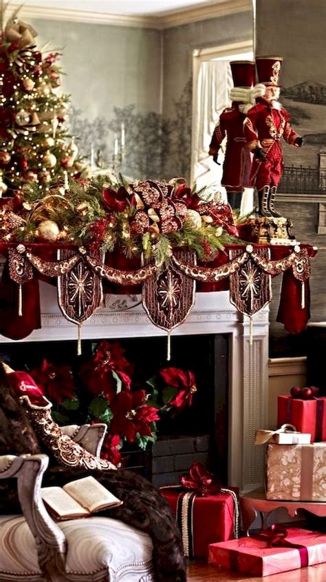 Awesome 50 Elegant Christmas Mantel Decor Ideas https://roomadness.com ...