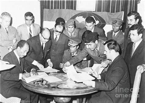 Arab Leaders Sign Treaty by Bettmann