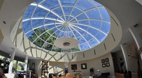 The splendor of dome skylights – spectacular ceiling decoration ideas