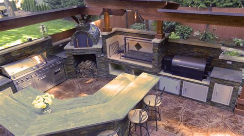 36+ Outdoor Kitchen Ideas With Smoker Pics - Home Msn