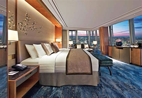 Shangri-La, The Shard, London. From £450 per night. | Quartos de hotel ...