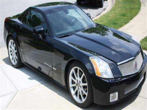 Cadillac XLR V Convertible 2-Door for Sale in Toledo, Ohio Classified | AmericanListed.com