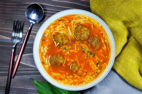 Sopa De Albondigas Con Fideo - Authentic Mexican Meatball Soup