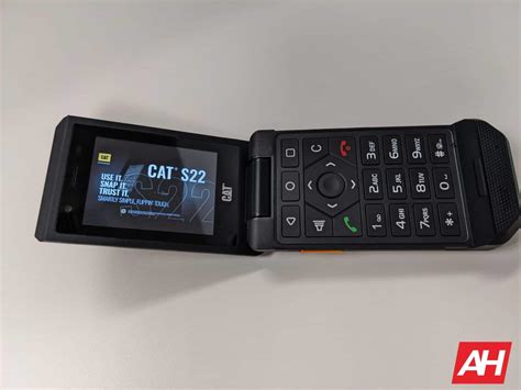 CAT S22 Flip Review: Flip Smartphones Are Cool Again!