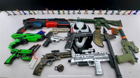 Scream Halloween Masks & Weapon Set - M14 / Lazer Pistol / Silencer Deagle / Cap Guns - YouTube