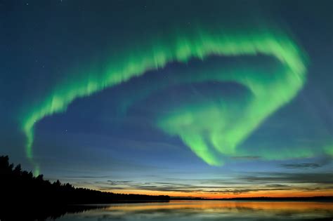 Aurora Season Opener - First northern lights in Oulu, Finland - Salamapaja