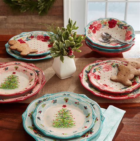 The Pioneer Woman Holiday Dinnerware at Walmart - Where to Buy Ree ...