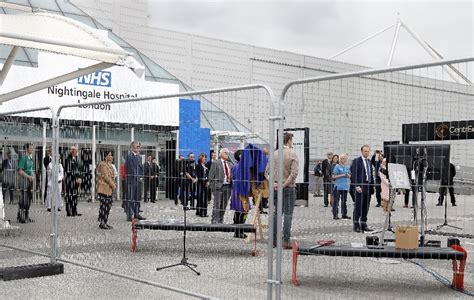 New 4,000-bed coronavirus field hospital opens in London