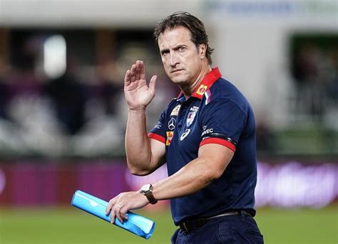 Bulldogs coach rues AFL defeat to Cats | Sports News Australia