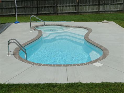 how long does it take to install a fiberglass pool - joycenewton