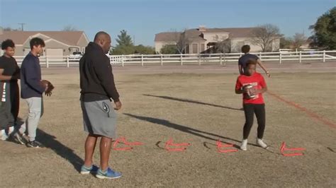 Super Bowl 2023: Former Eagles QB Donovan McNabb spends time mentoring ...