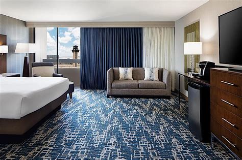 The Top Hotels Near Dallas Airport to Bookend Your Trip