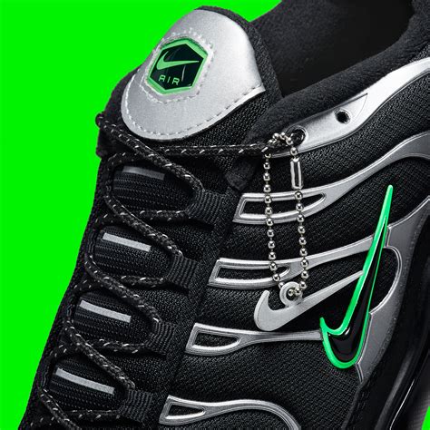 Nike Air Max Plus Black Silver Electric Green DR0139-001 | SneakerNews.com