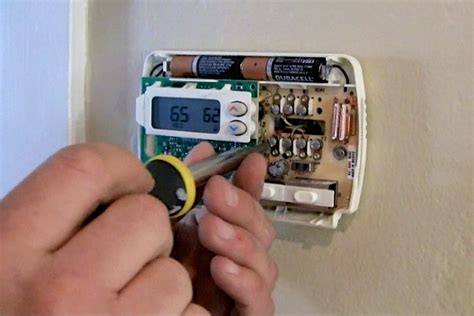 Learn To Replace The Thermostat For Your Home